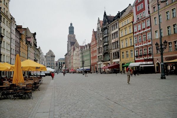 Blick auf Ring mit Greifenhaus