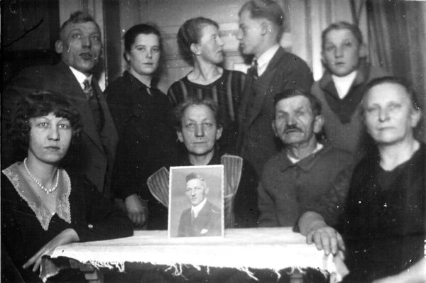 Historische Großfamilienaufnahme